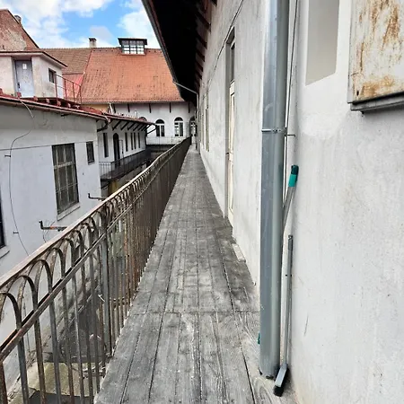 Autenthic Loft U Kemov Appartamento *